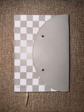 Neutral Check Notebook - gray/White